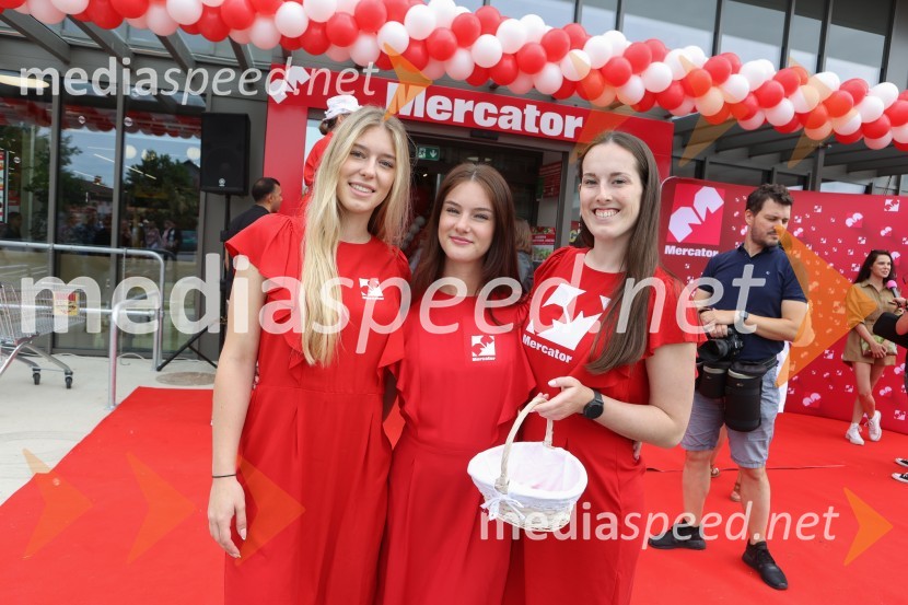 Otvoritev novega Mercator centra v Kosezah