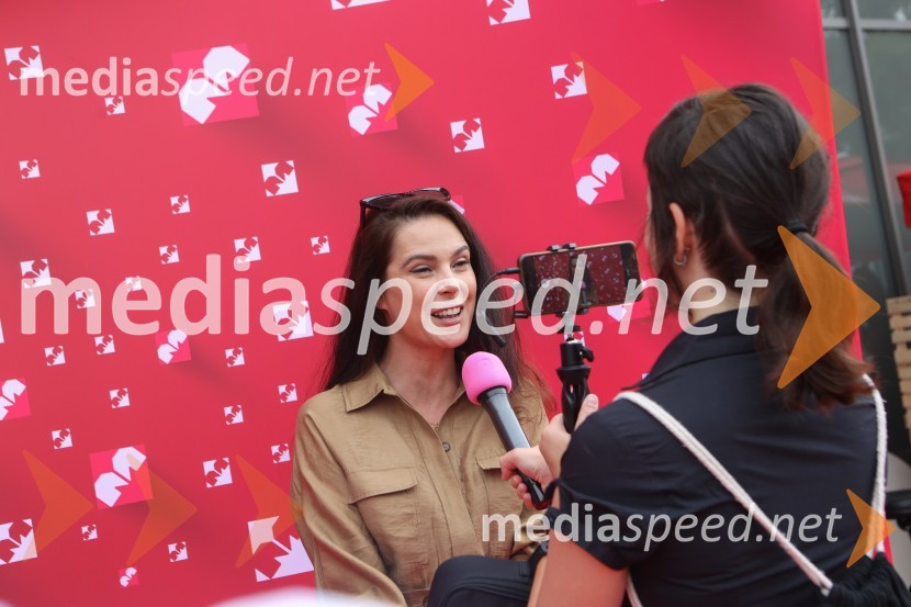 Otvoritev novega Mercator centra v Kosezah