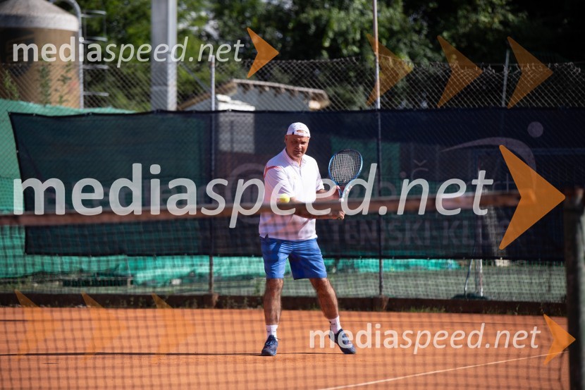 AmCham x Nomago teniški turnir in YOUng piknik