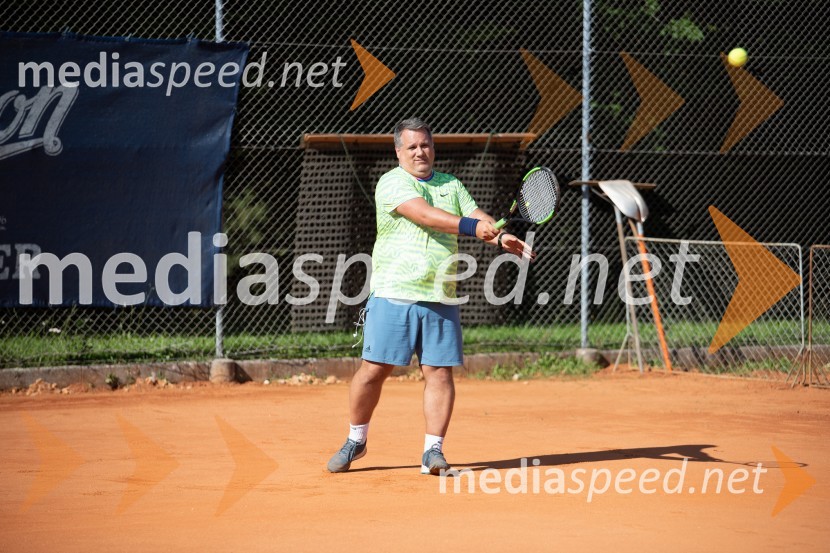 AmCham x Nomago teniški turnir in YOUng piknik