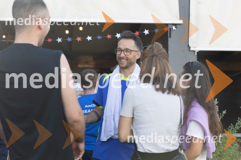 AmCham x Nomago teniški turnir in YOUng piknik