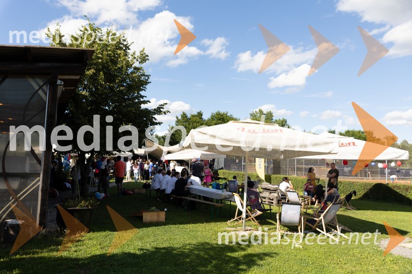 AmCham x Nomago teniški turnir in YOUng piknik