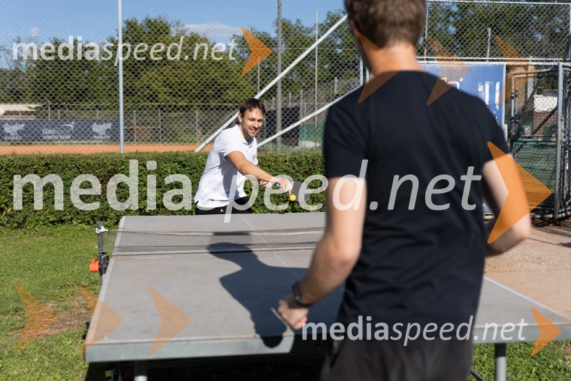 AmCham x Nomago teniški turnir in YOUng piknik