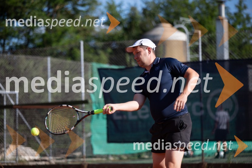 AmCham x Nomago teniški turnir in YOUng piknik