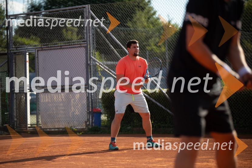 AmCham x Nomago teniški turnir in YOUng piknik