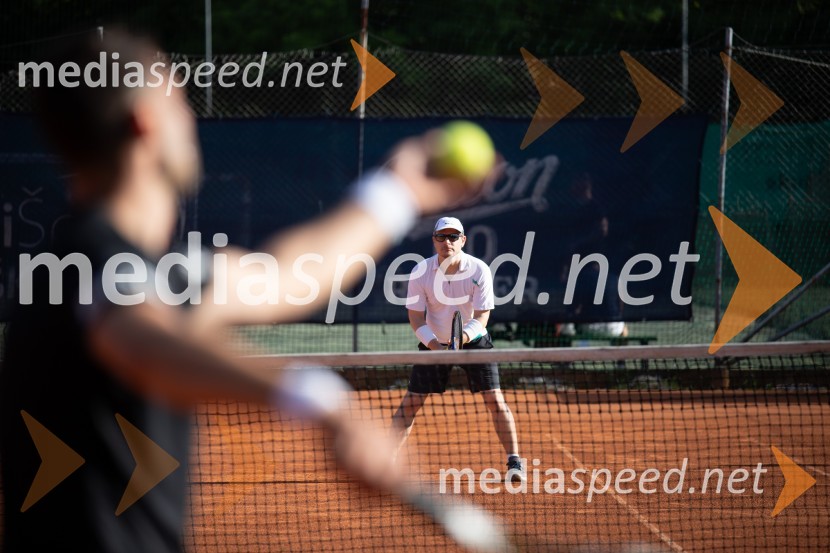 AmCham x Nomago teniški turnir in YOUng piknik