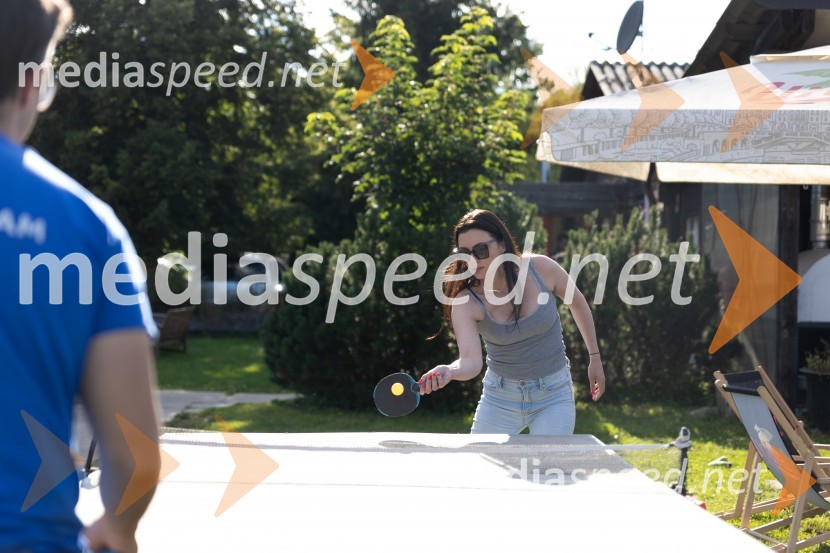 AmCham x Nomago teniški turnir in YOUng piknik