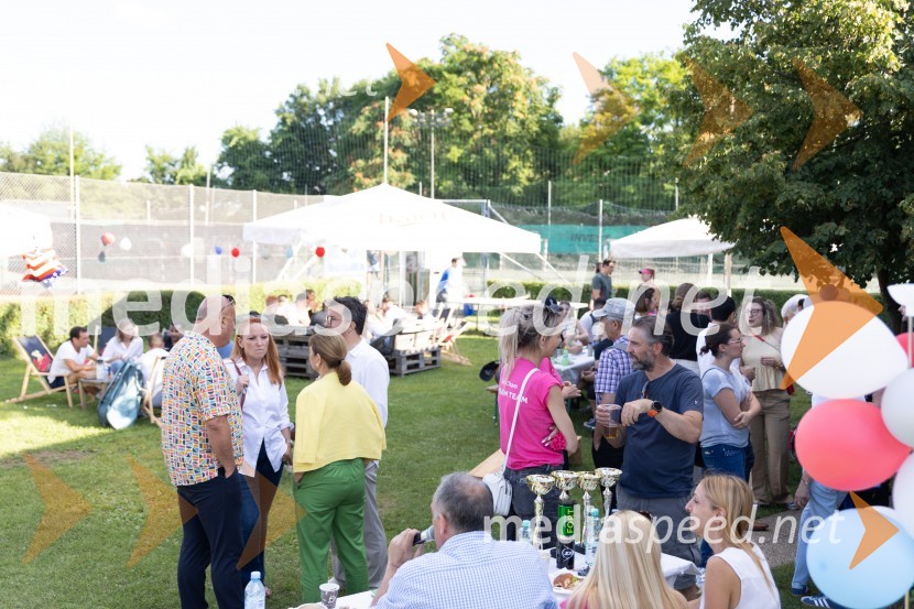 AmCham x Nomago teniški turnir in YOUng piknik