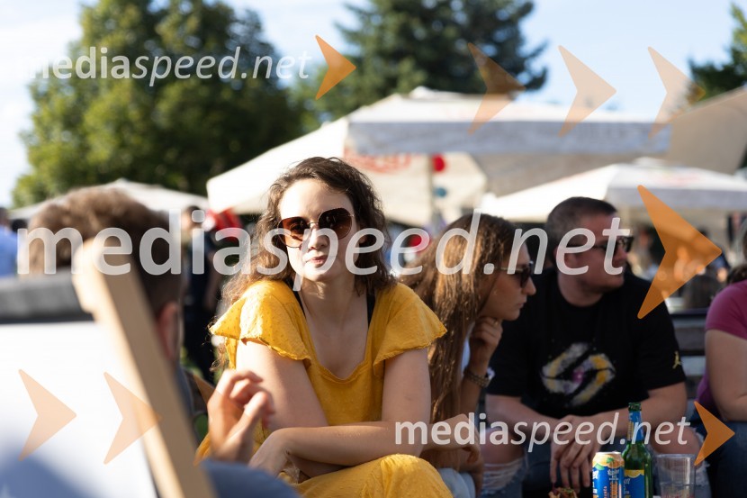 AmCham x Nomago teniški turnir in YOUng piknik