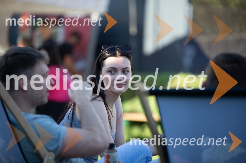 AmCham x Nomago teniški turnir in YOUng piknik