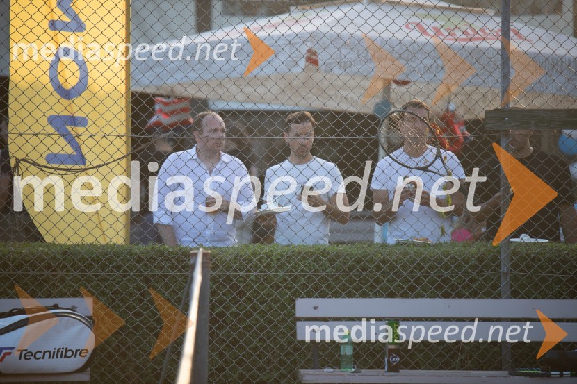 AmCham x Nomago teniški turnir in YOUng piknik