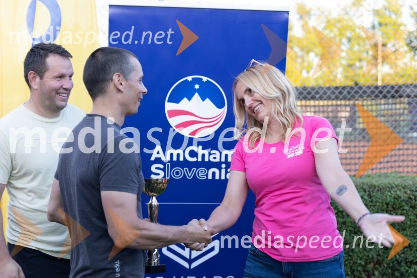 AmCham x Nomago teniški turnir in YOUng piknik