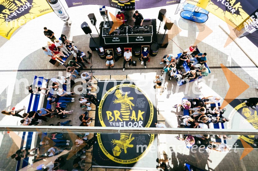 Break the Floor v Citycentru Celje