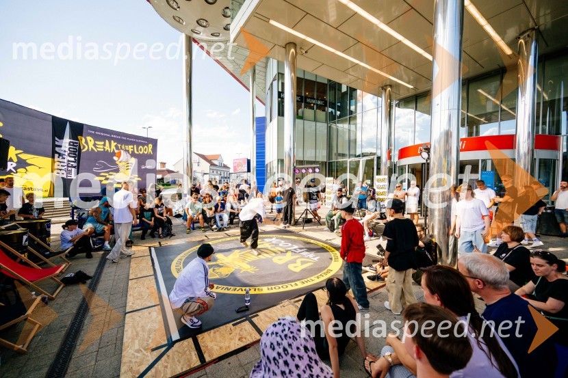 Break the Floor v Citycentru Celje