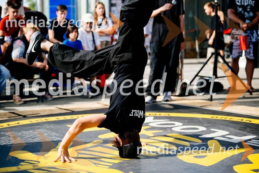 Break the Floor v Citycentru Celje