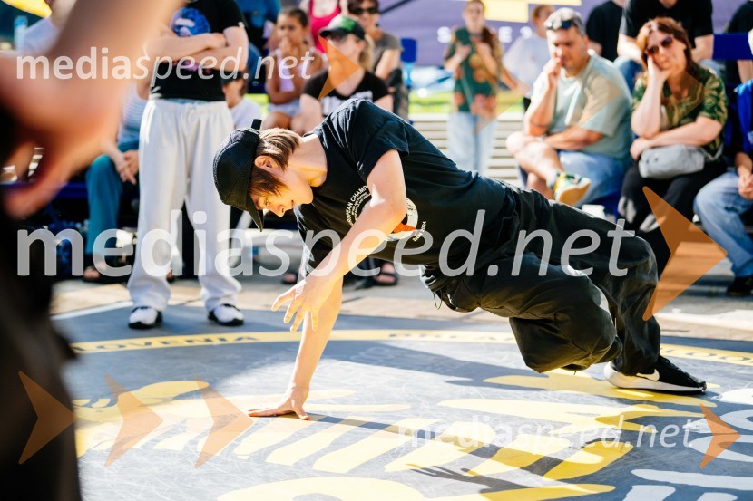 Break the Floor v Citycentru Celje