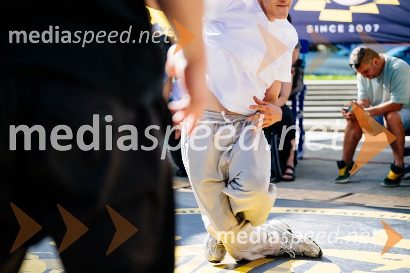 Break the Floor v Citycentru Celje