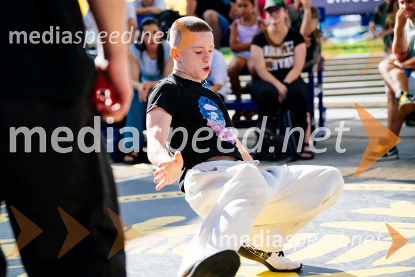 Break the Floor v Citycentru Celje