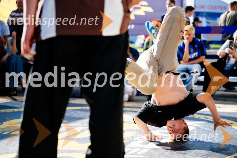 Break the Floor v Citycentru Celje