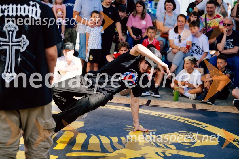 Break the Floor v Citycentru Celje