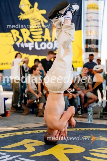 Break the Floor v Citycentru Celje