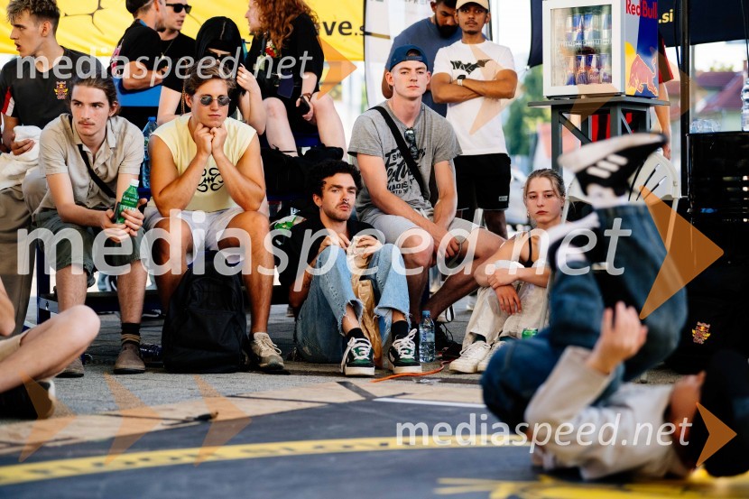 Break the Floor v Citycentru Celje