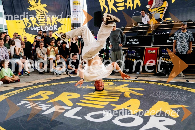 Break the Floor v Citycentru Celje