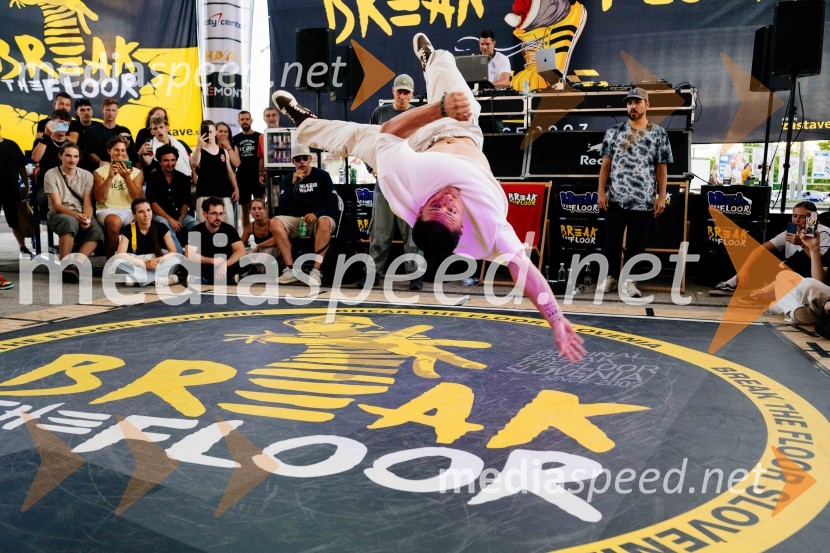Break the Floor v Citycentru Celje