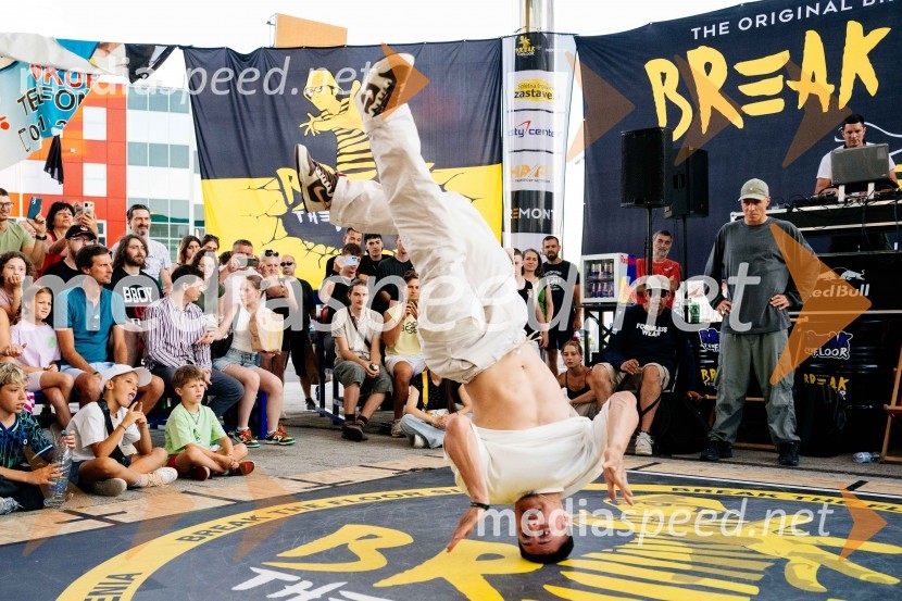 Break the Floor v Citycentru Celje