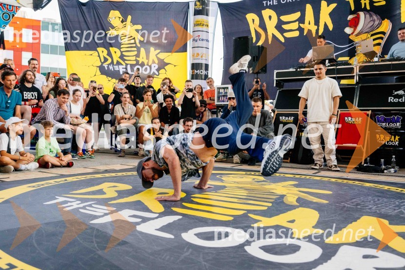 Break the Floor v Citycentru Celje