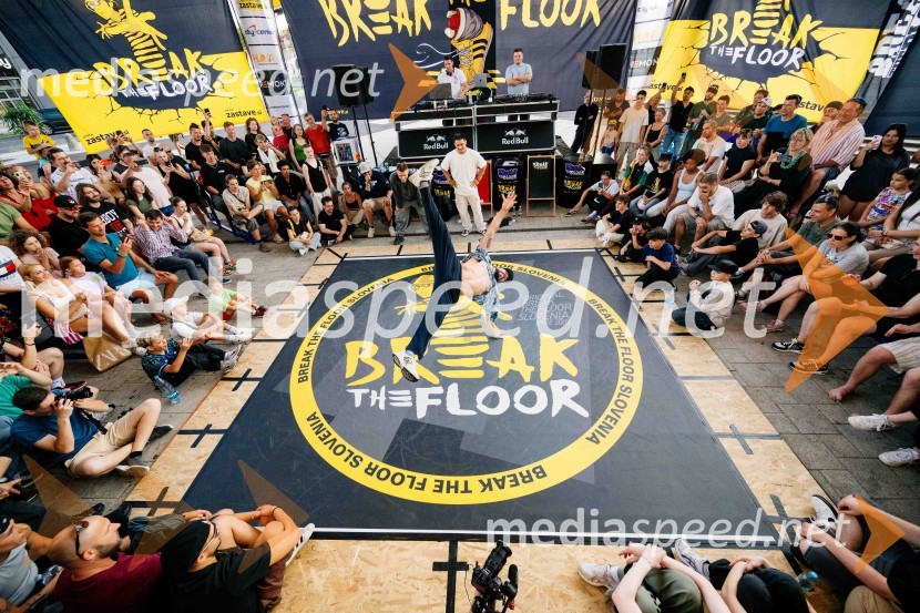 Break the Floor v Citycentru Celje