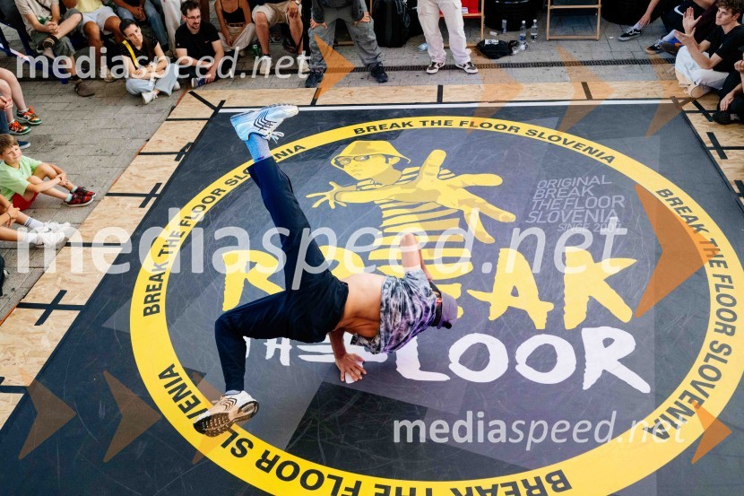 Break the Floor v Citycentru Celje
