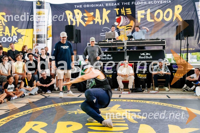 Break the Floor v Citycentru Celje
