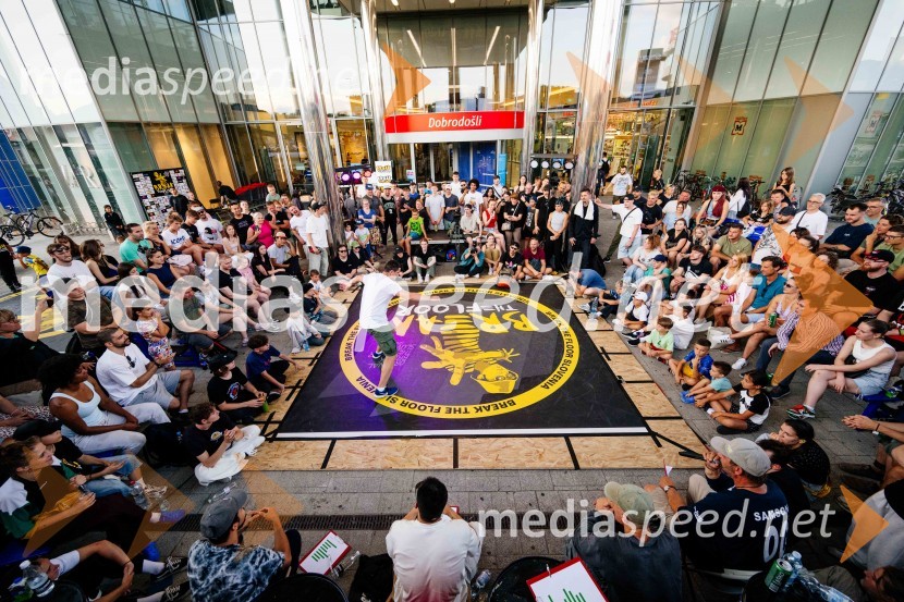 Break the Floor v Citycentru Celje