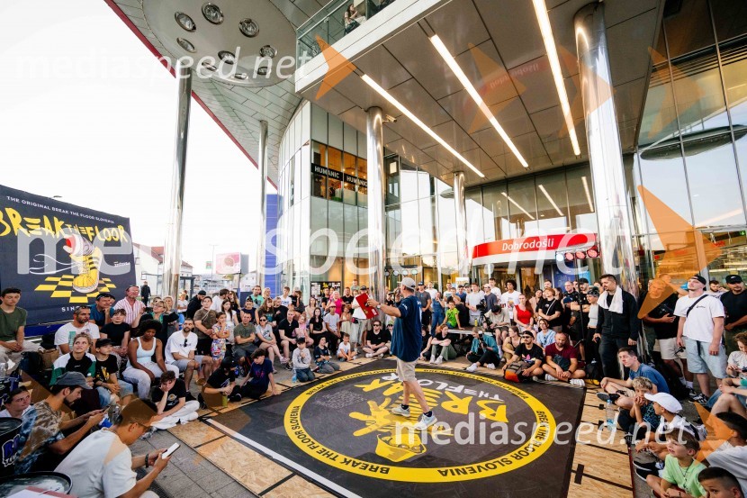 Break the Floor v Citycentru Celje