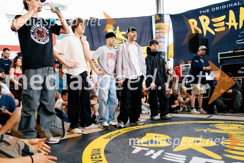 Break the Floor v Citycentru Celje