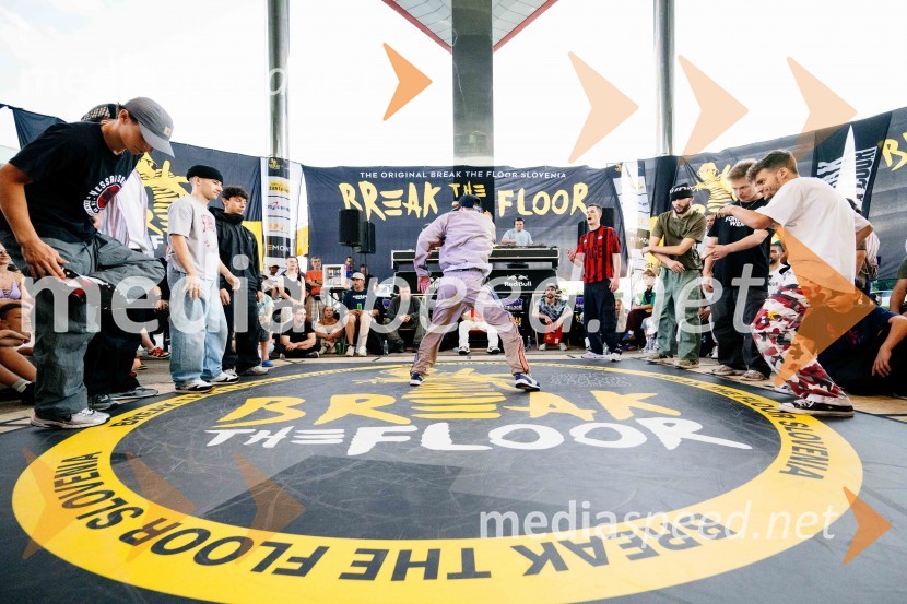 Break the Floor v Citycentru Celje