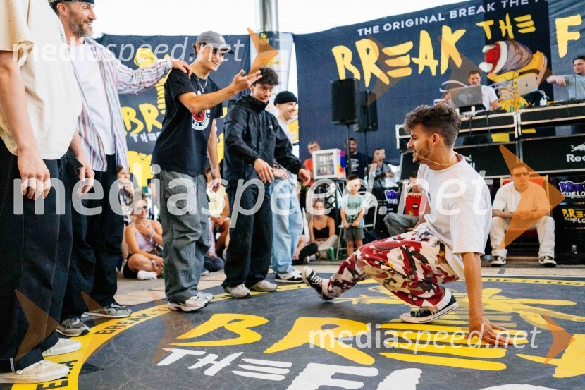 Break the Floor v Citycentru Celje