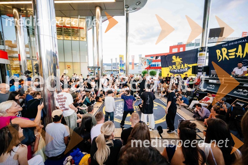 Break the Floor v Citycentru Celje