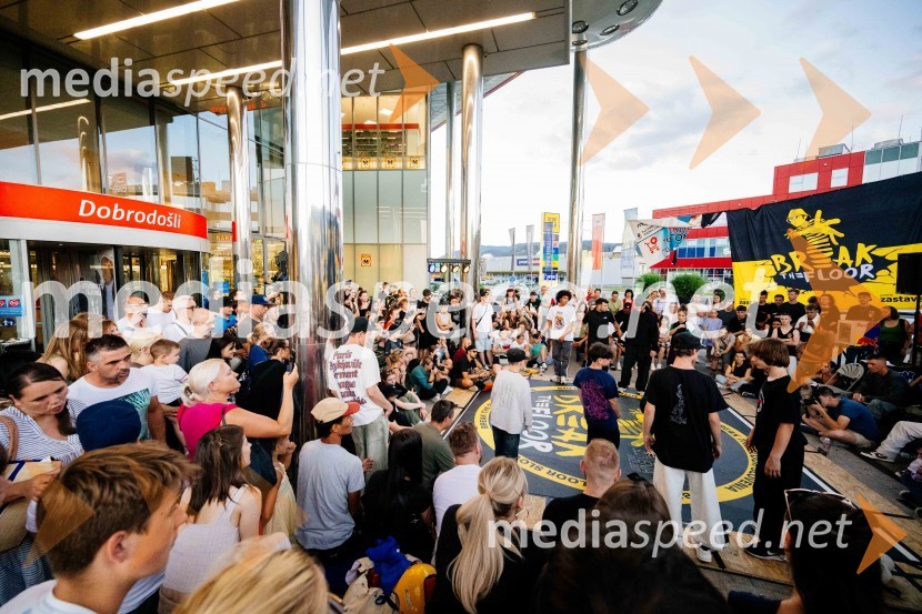 Break the Floor v Citycentru Celje