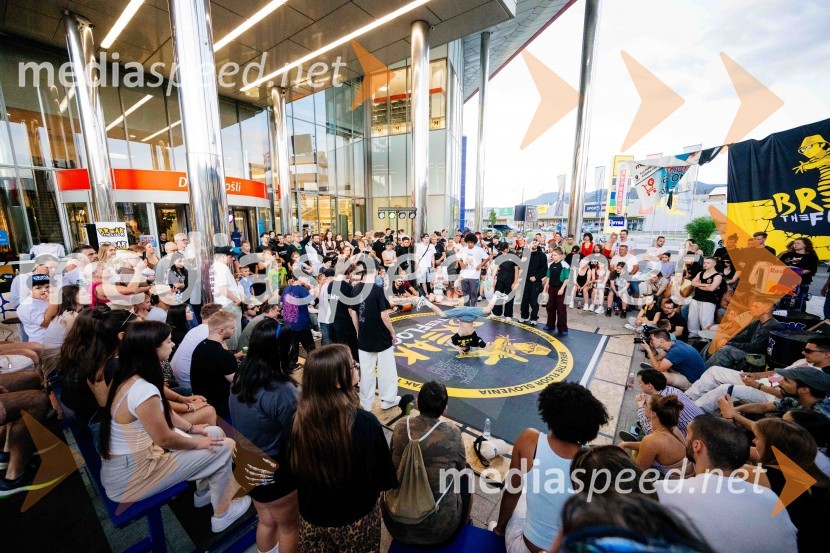 Break the Floor v Citycentru Celje