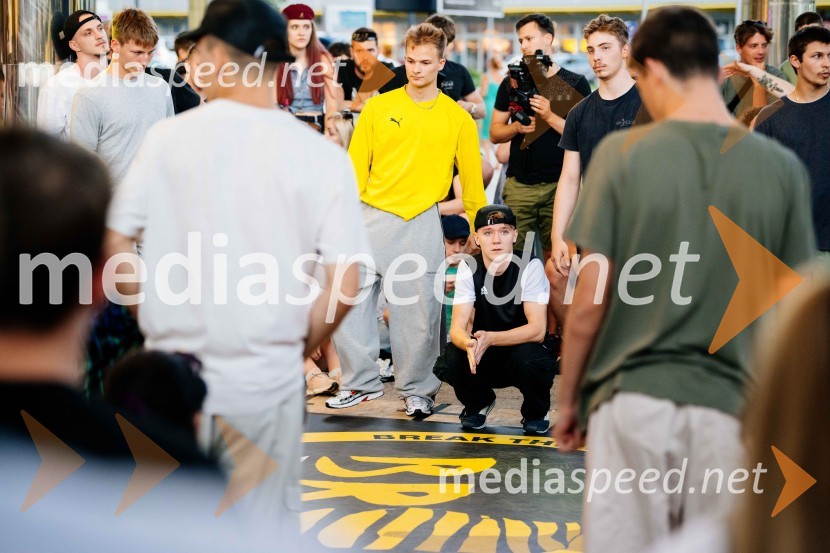 Break the Floor v Citycentru Celje