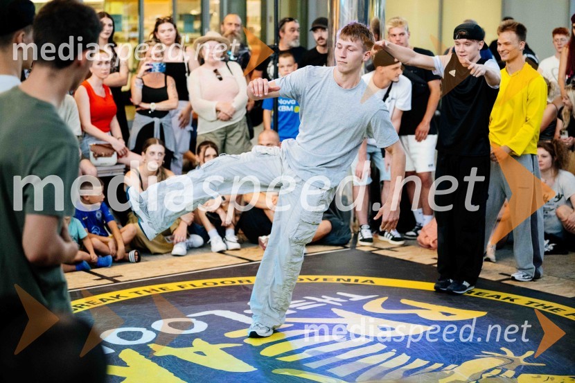 Break the Floor v Citycentru Celje