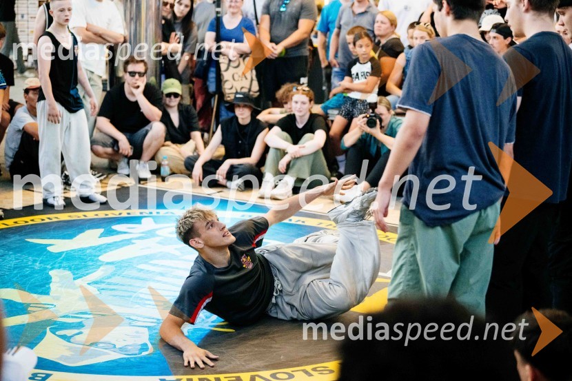 Break the Floor v Citycentru Celje