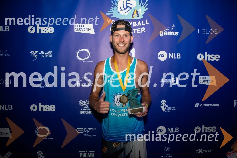 Odbojkarski spektakel na Ljubljanici