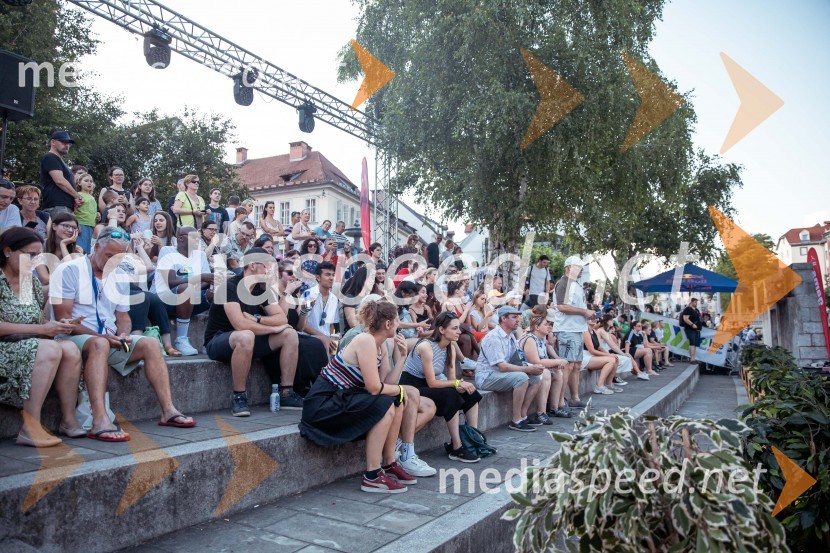 Odbojkarski spektakel na Ljubljanici