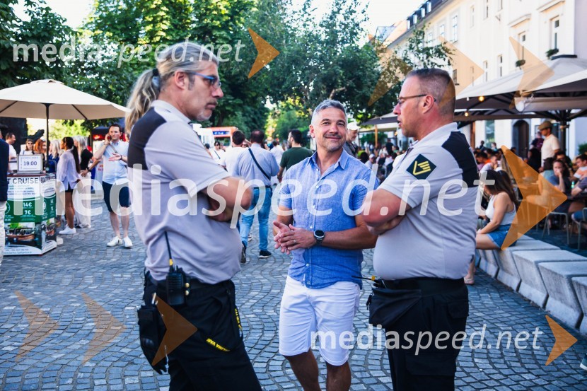 Odbojkarski spektakel na Ljubljanici