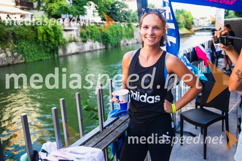 Odbojkarski spektakel na Ljubljanici