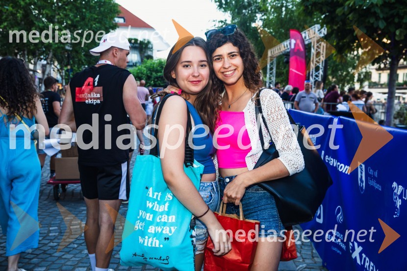 Odbojkarski spektakel na Ljubljanici