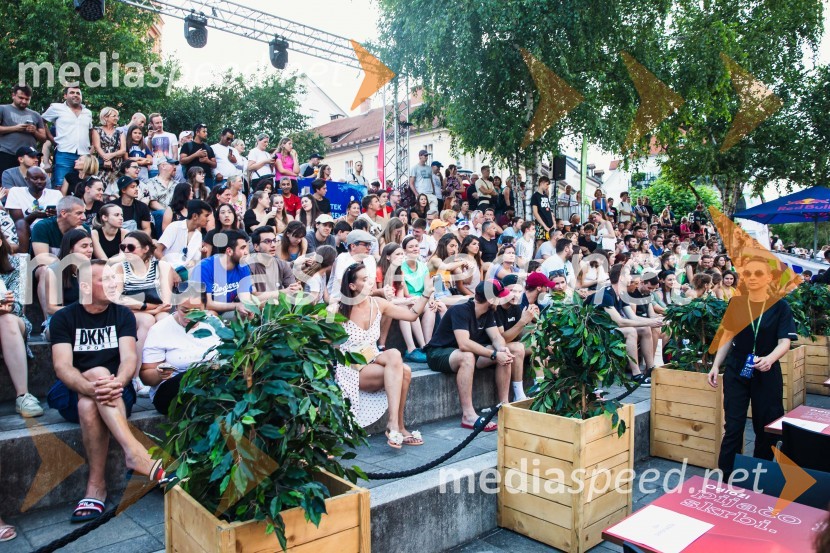 Odbojkarski spektakel na Ljubljanici